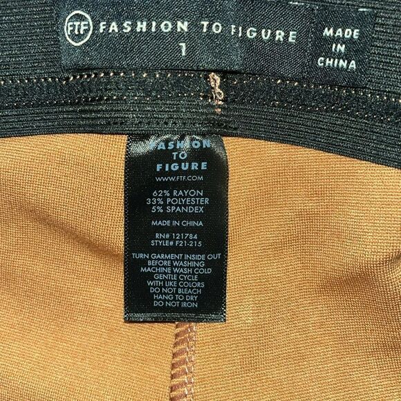 FTF Coated Ponte High Rise Knit Leggings - Picture 9 of 10